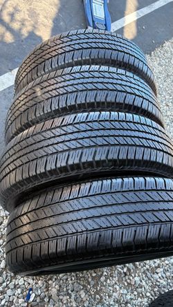 Bridgestone Dueler H/T 684 II P265/70R17 Tires - Set of 4