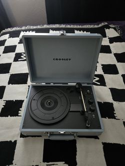 Crosley CR8005F-TN Cruiser Plus Vintage 3-Speed Bluetooth in/Out Suitcase Vinyl Record Player Turntable, Tourmaline