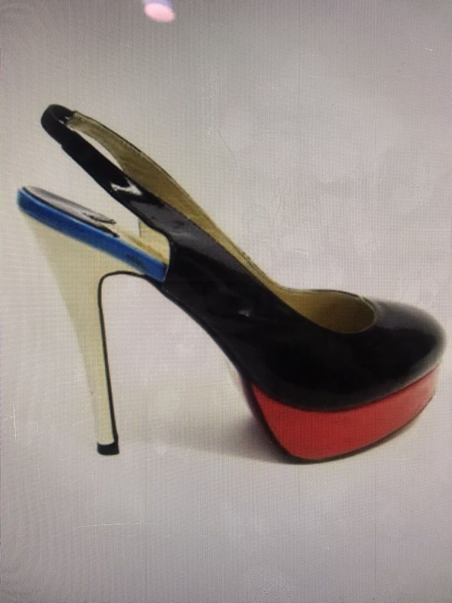 Christian Louboutin Patent Leather Pumps Size 8.5 US (pre-owned, Good Condition ) 