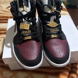 WMNS Air Jordan 1 MID SE