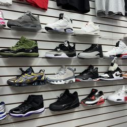 2 Pair $400 Jordan’s Nike