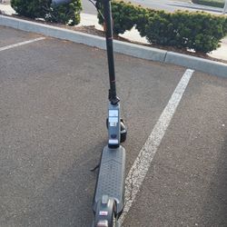  Niu Kick Scooter 