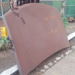 05 07 Chevy Silverado HD Hood