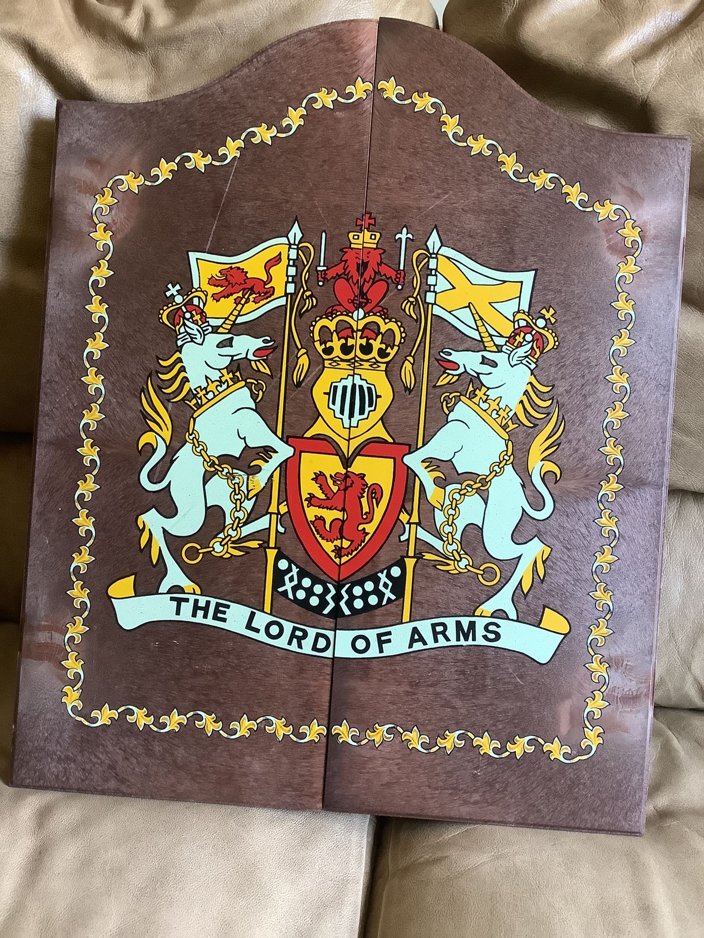 Vintage Franklin Master Cabinet & Dart Game Board The Lord Of The Arms “Darts Not Included 16X20” Wx1”