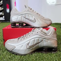 Nike Shox R4 'Cave Stone' - Brand New DS ✅️ Authentic  !