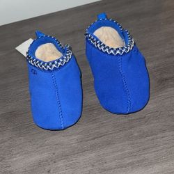 New infant uggs 