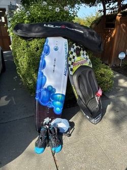 Wakeboard with boots and line + one board