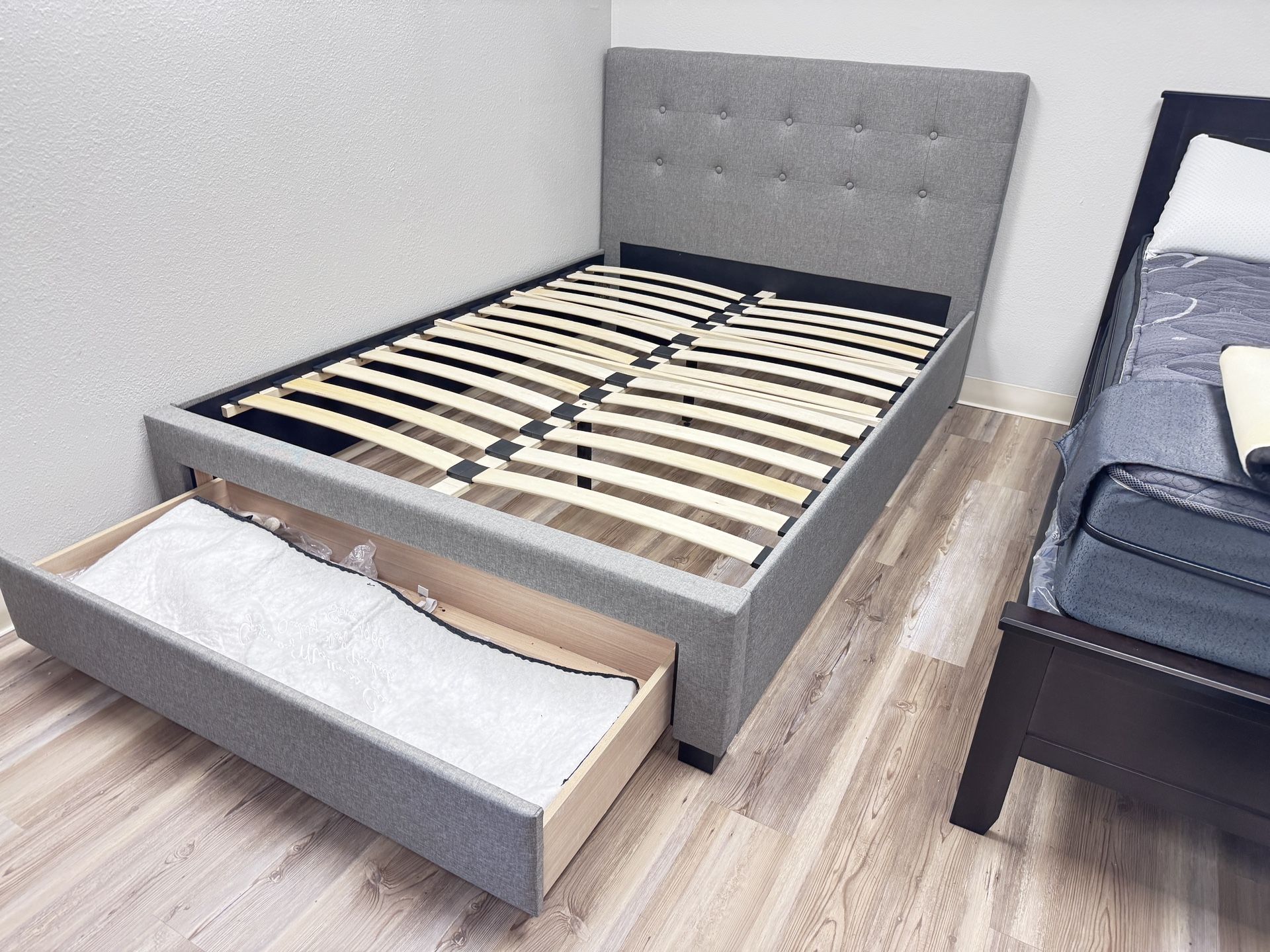 Queen Platform Bed Frame With Drawer Storage Bed