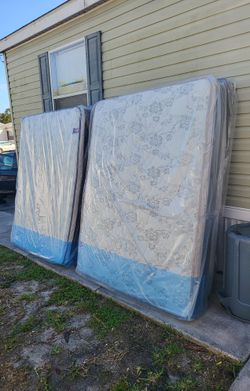 NEW QUEEN PILLOW TOP MATTRESS AND BOX SPRING -- Also Available In All Sizes.