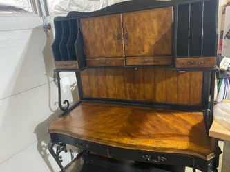 Wood desk