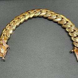 New 10K Solid Yellow Gold Cuban Bracelet  142 grams 8,25 inches 17mm Two-Tone Rose Gold Box Lock