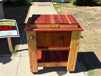 Ice chest and stand