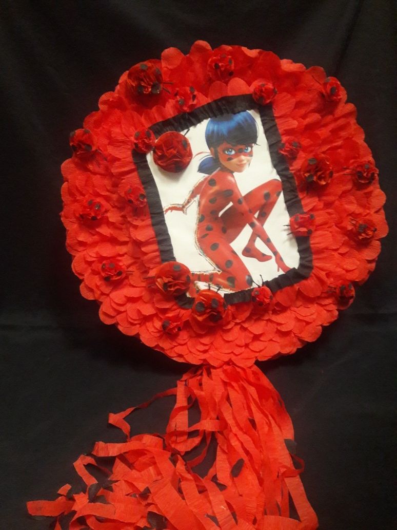 Miraculous Ladybug Pinata