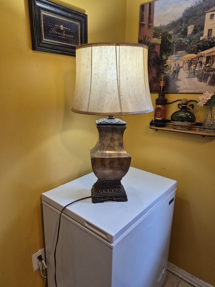 Table Lamp