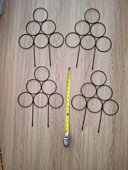 Set of 4 metal trellis for small plants