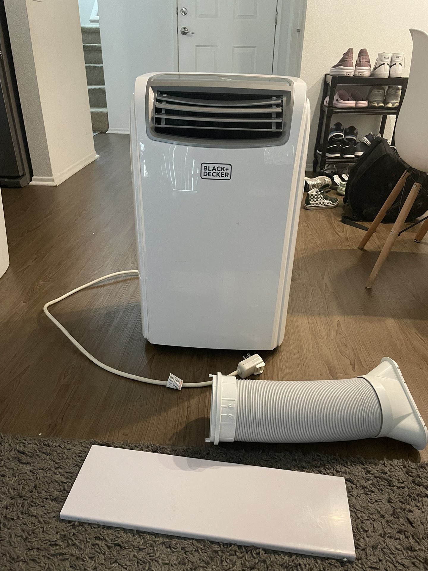 Black + decker Air Conditioner