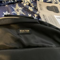 Kenneth Cole Reactions Back back