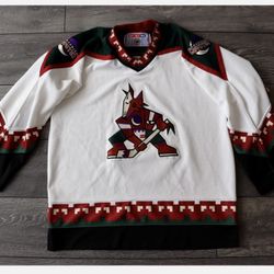 Coyotes jersey brand new never worn