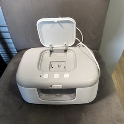 Gray wipes warmer