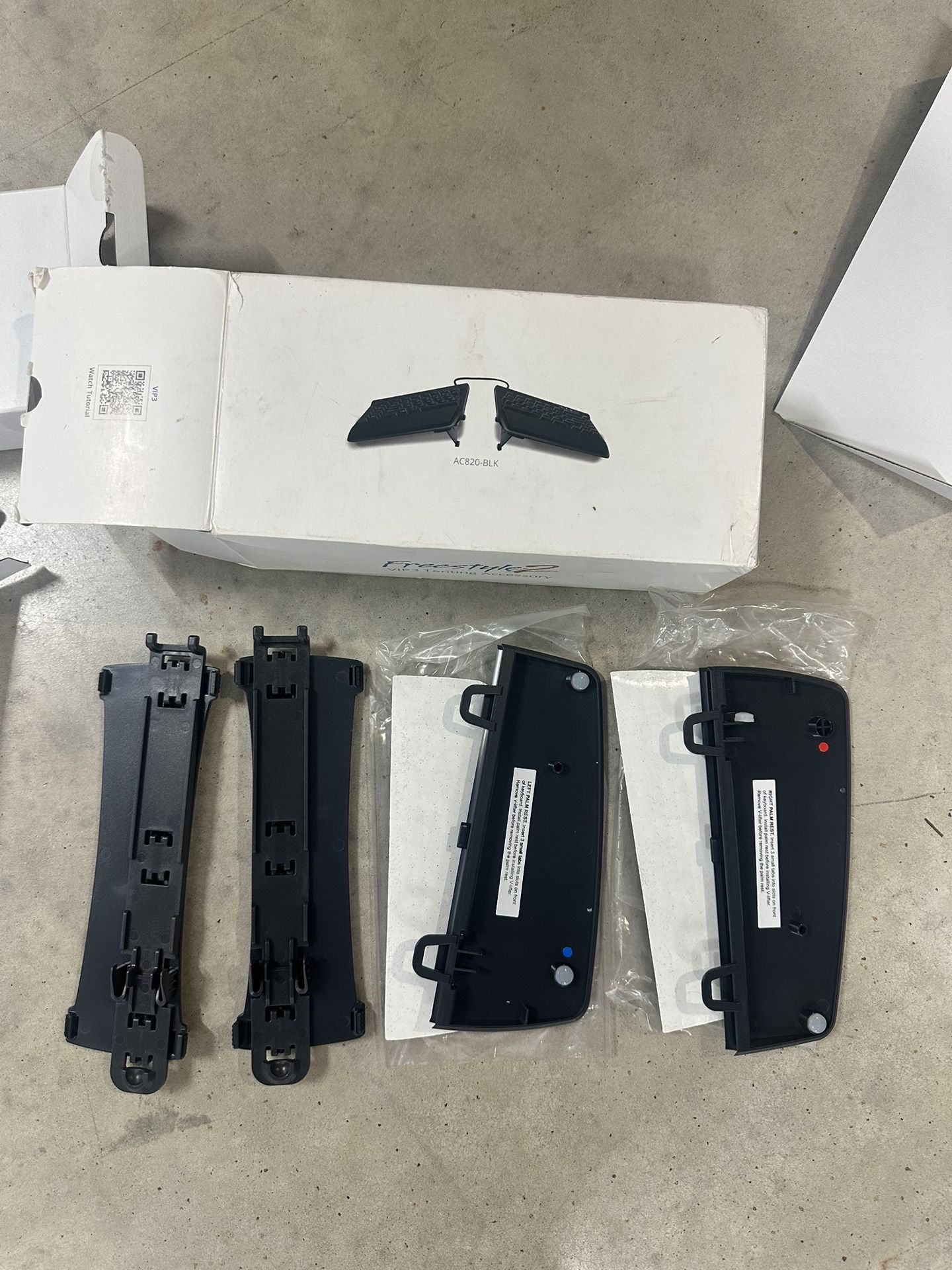 Kinesis AC820-BLK argonomic keyboard (accessories)