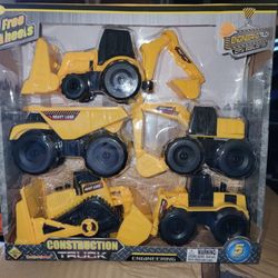 NEW  5 PIECE CONSIDERED TRUCK SET. WHEELS  MOVE
