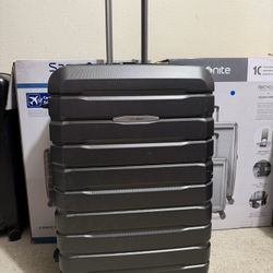 Samsonite 29” Checked luggage