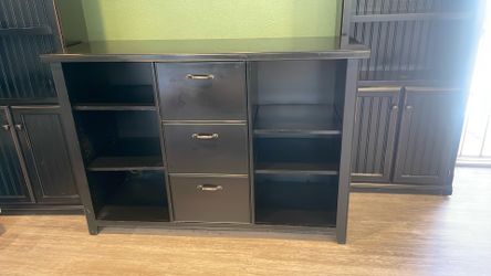Dresser Black Wood