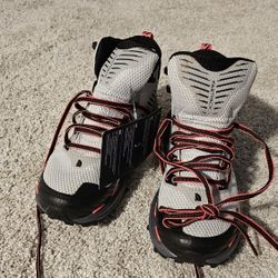 NORTHFACE BOOTS 6.5
