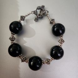 Black Glass Beaded Bracelet NEW!