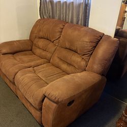 Brown Reclinable Loveseat 