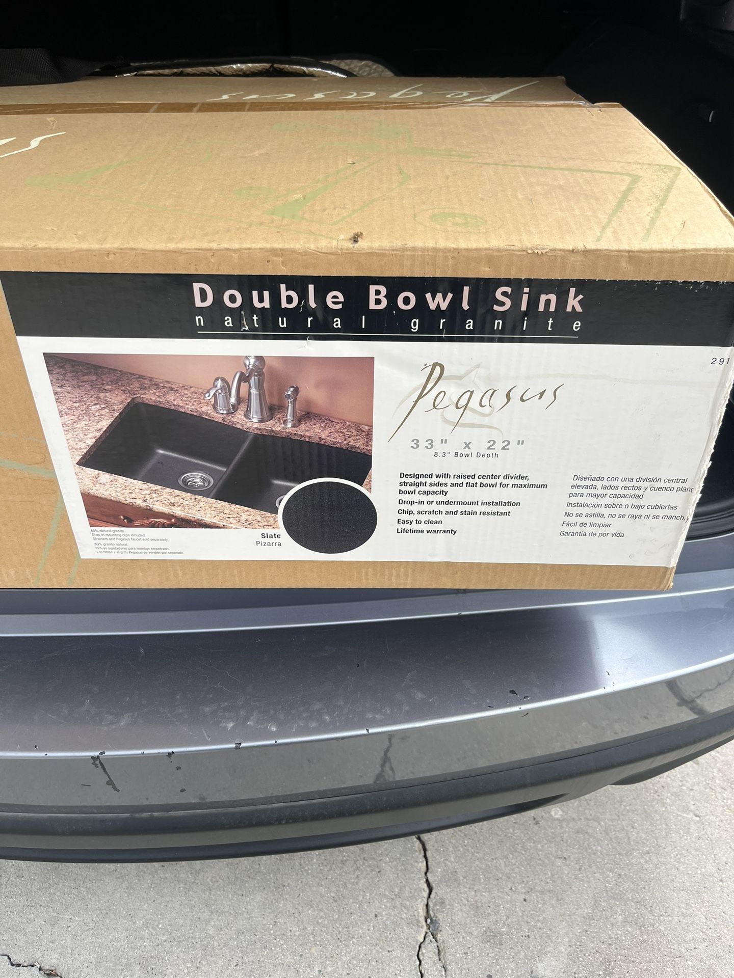Pegasus double Bowl Sink 33”in X22in