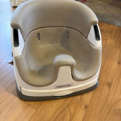 Ingenuity Baby Base 2-in-1 Booster Feeding and Floor Seat with Self-Storing Tray - Cashmere