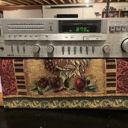 Akai  AA -51 Vintage Stereo Receiver
