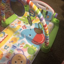 Baby Tummy Time Mat With Smart Stages Piano