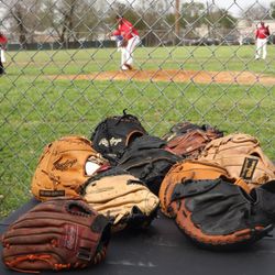 WEST Houston Baseball gloves and catcher and first base mitts Wilson rawlings Easton Louisville slugger marucci TPX Demarini