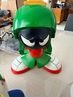 Rare Warner Bros. Studio Store Marvin the Martian Bust – 11” Looney Tunes Collectible