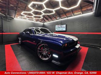 2014 Dodge Challenger SRT8