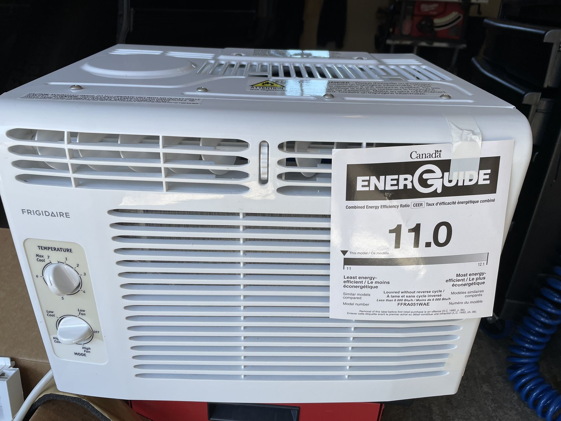 New window AC