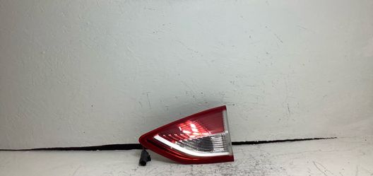 2013-2016 Ford Escape right inner tail light (1CC)