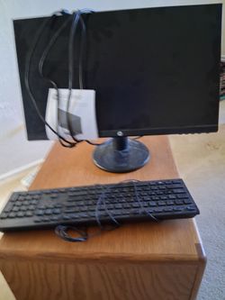 HP Monitor and keyboard