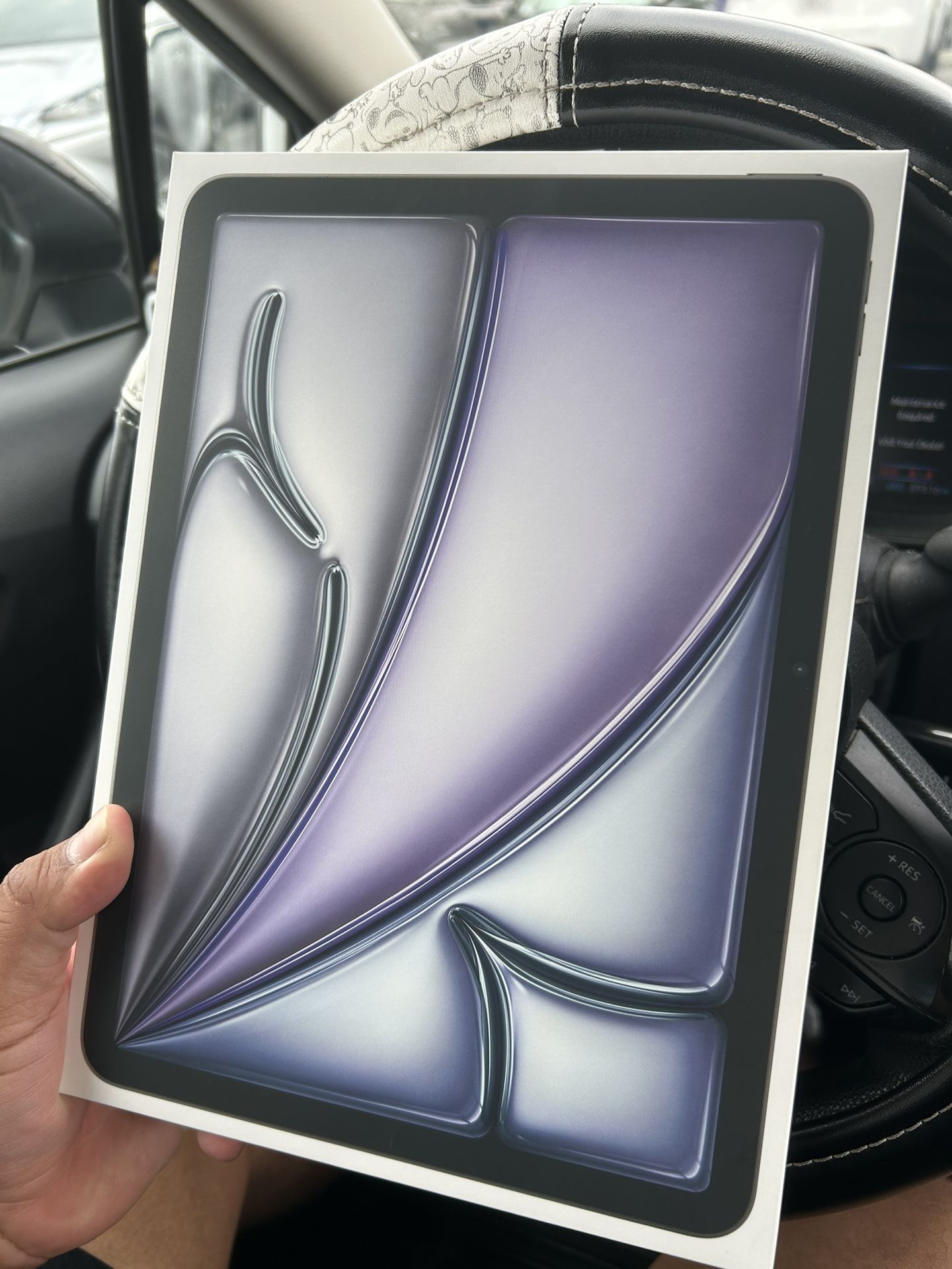 BRAND NEW IPAD Air 11” 128 GB