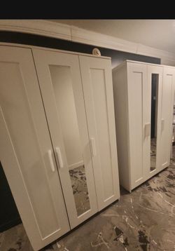 Wardrobe with 3 doors, white, 46x19 3/4x74 3/4 "Wardrobe with 3 doors, white, 46x19 3/4x74 3/4 "