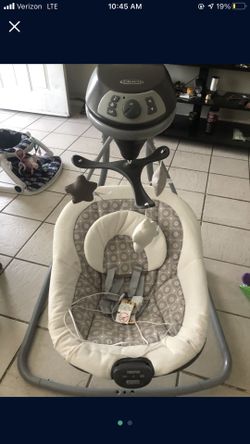 Grey Graco Swing 