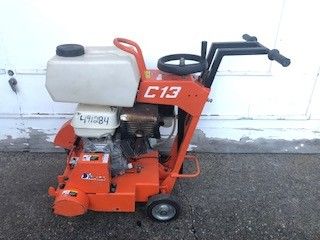 Norton Clipper C13 20" Walk Behind Concrete Saw.