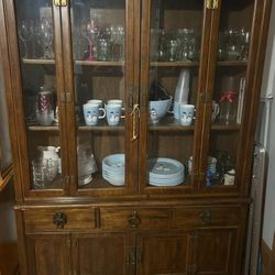 My Aunt Nancy Is Selling These Item  (READ DESCRIPTION )