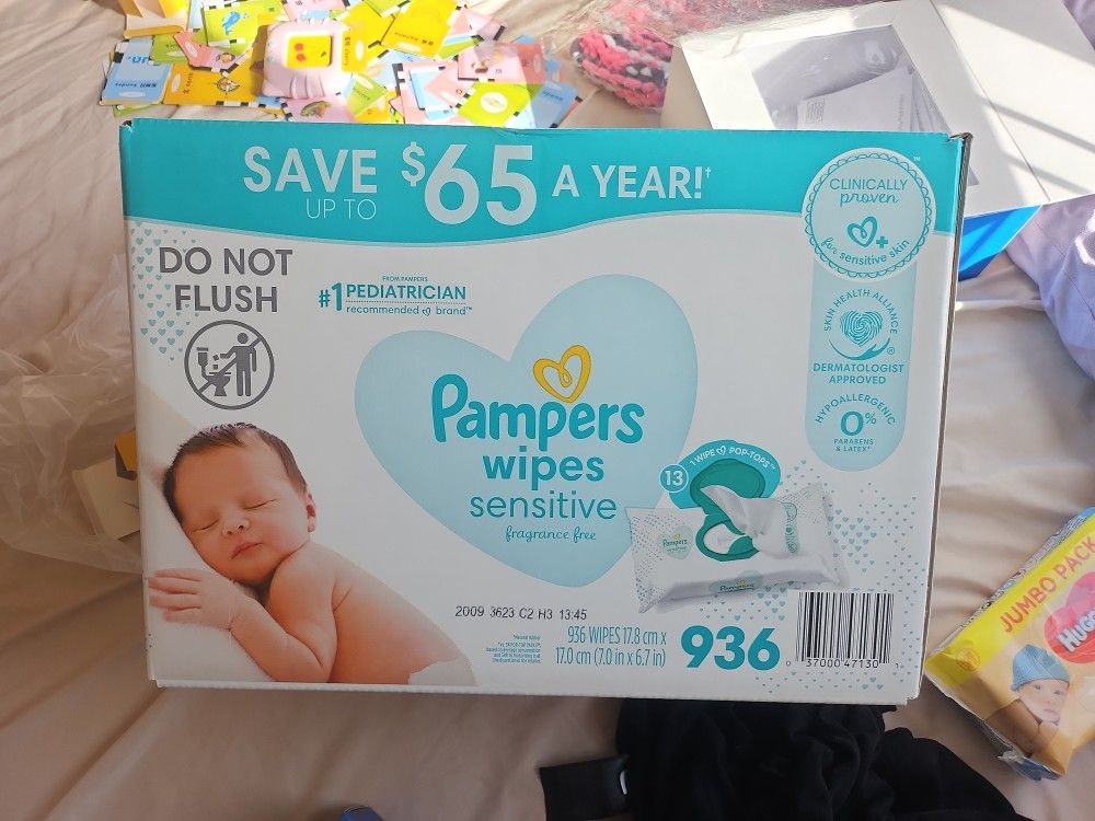 Pampers Wipes Sensitive 936 Counts