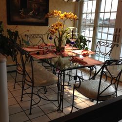 Dining Room Glass Table (with set of 6 chairs)