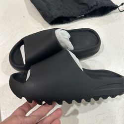 Yeezy Slides From YZY Website 