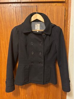 Tulle Wool Coat with Detachable Hood – Like New