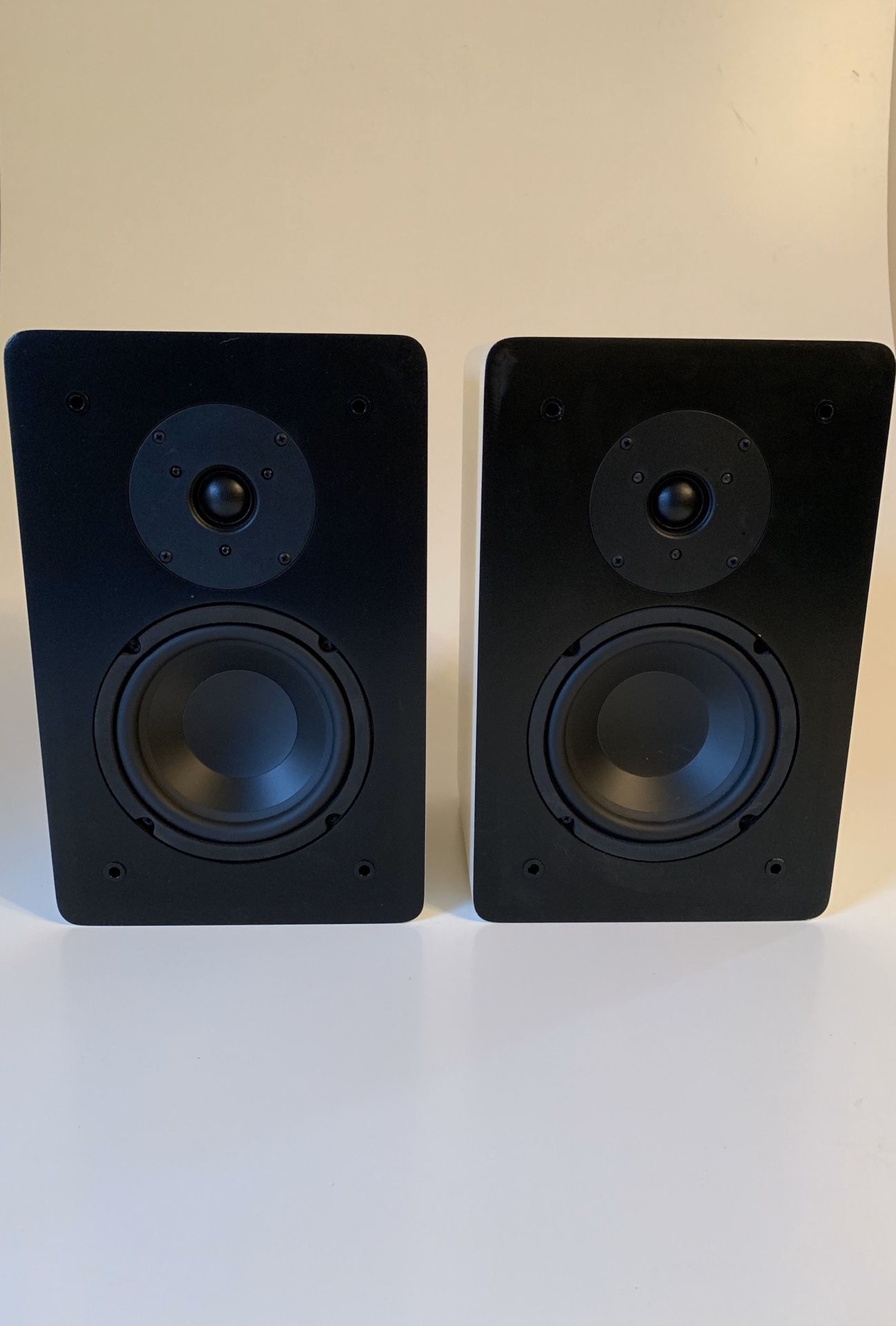 Legend Audio LEG-605 Bookshelf Speakers